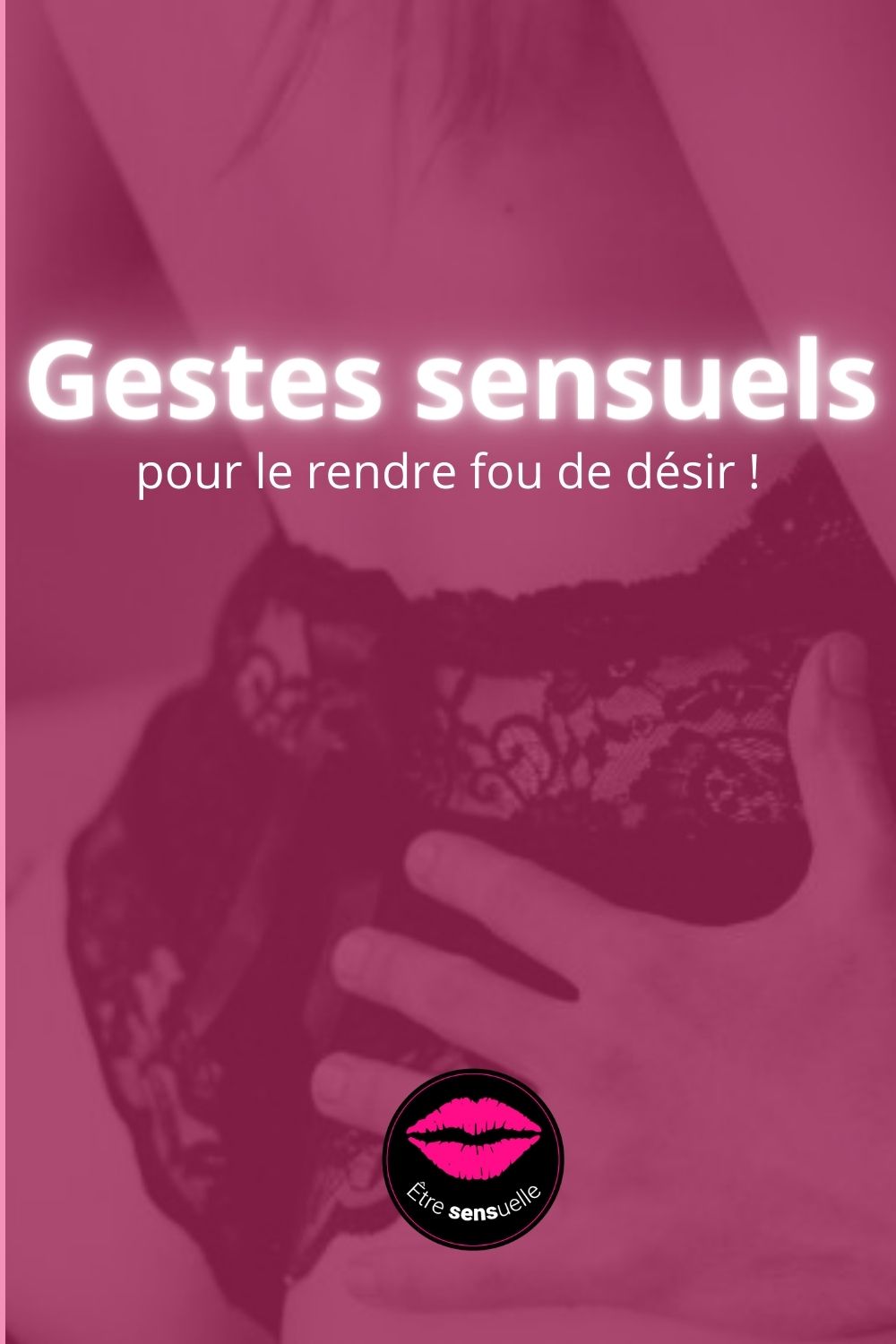 femme en body en dentelle avec son homme qui